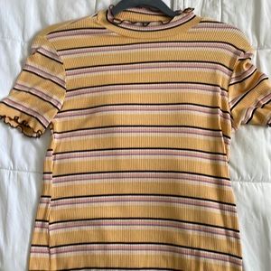 yellow striped top